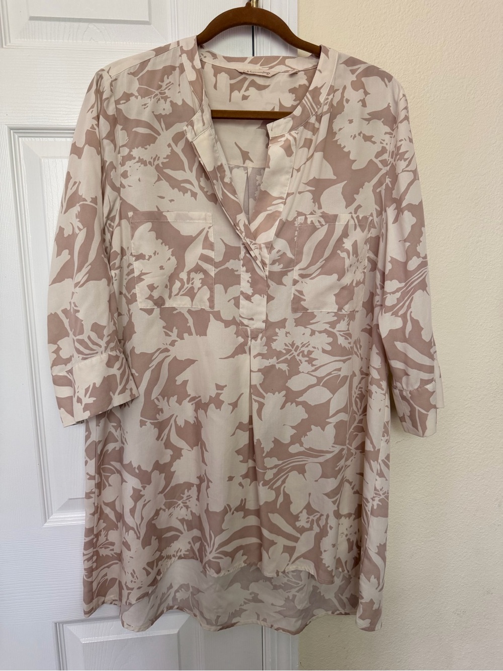 Soft Surroundings Blush and Cream Floral Midi Tunic Dress